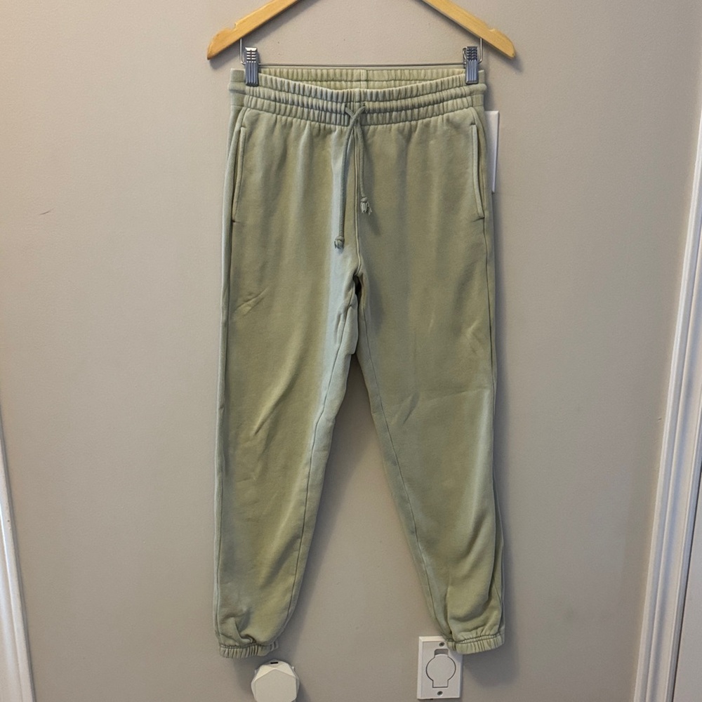 TNA Cozy AF Fleece Joggers Sage Green - Picture 2 of 7